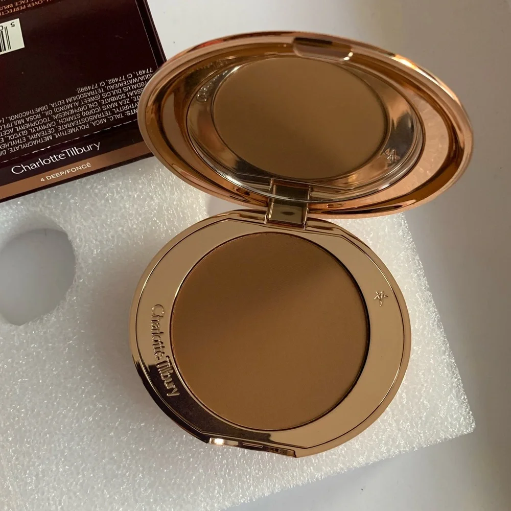 Charlotte Tilbury Airbrush Flawless Finish Powder - 4 Deep